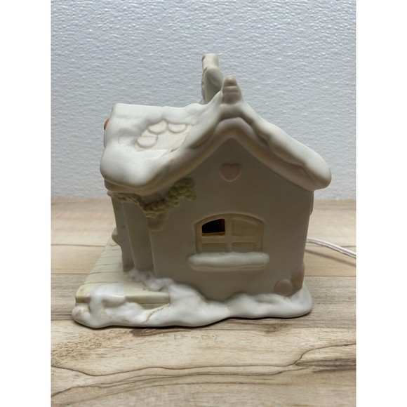 1995 Enesco Precious Moments Sugar Town Lighted Train Station Porcelain Set - Picture 4 of 16